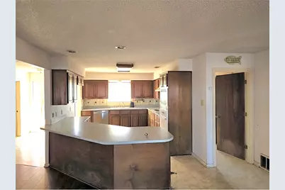 810 Cody Road, Ennis, TX 75119 - Photo 17