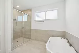 9332 Charlie Ln, Dallas, TX 75238 - Photo 11