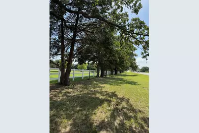 8690 E Fm 922, Valley View, TX 76272 - Photo 13