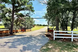 8690 E Fm 922, Valley View, TX 76272 - Photo 1