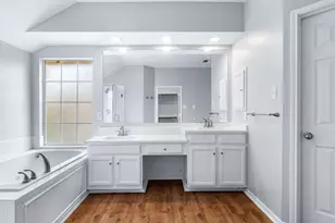 1404 Honey Locust Dr, Plano, TX 75023 - Photo 27