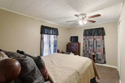 515 E 15th Street, Bonham, TX 75418 - Photo 13