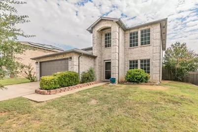 8405 Shining Waters Lane, Arlington, TX 76002 - Photo 3