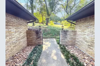 1310 Bow Creek Drive, Duncanville, TX 75116 - Photo 31