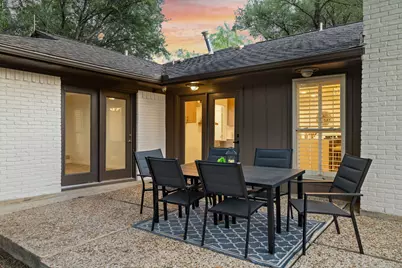 3206 Cortez Court W, Irving, TX 75062 - Photo 9