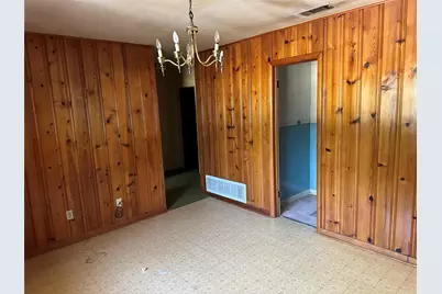 610 Cooper Street, Bowie, TX 76230 - Photo 17