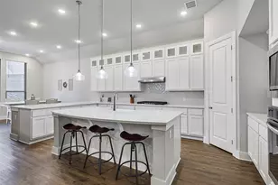 5106 Twin Oaks Ct, Denison, TX 75020 - Photo 1