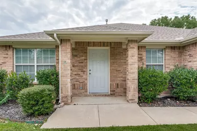 7554 Brittany Place, Fort Worth, TX 76137 - Photo 3