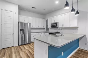 203 Athenia Dr, Fort Worth, TX 76114 - Photo 9