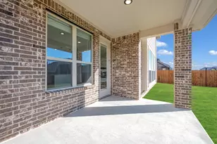 1044 Snowy Owl Dr, Alvarado, TX 76009 - Photo 37