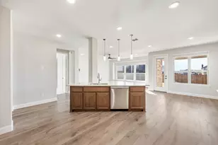 1044 Snowy Owl Dr, Alvarado, TX 76009 - Photo 11