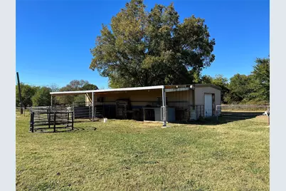 2815 Fm 3092, Gainesville, TX 76240 - Photo 17