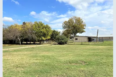 2815 Fm 3092, Gainesville, TX 76240 - Photo 21