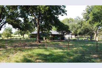 2815 Fm 3092, Gainesville, TX 76240 - Photo 3