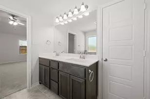 808 Misty Ln, Cleburne, TX 76033 - Photo 17