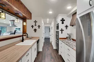 5102 Largo Dr, De Cordova, TX 76049 - Photo 11