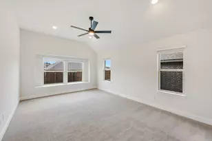 1028 Snowy Owl Dr, Alvarado, TX 76009 - Photo 17