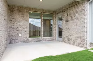 1028 Snowy Owl Dr, Alvarado, TX 76009 - Photo 37