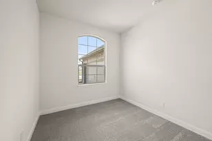 113 Grey Wolf Ct, Godley, TX 76044 - Photo 19