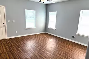 311 E Shepherd St, Denison, TX 75021 - Photo 5