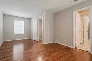 520 Pecan Acres Ct, Arlington, TX 76013 - Photo 11