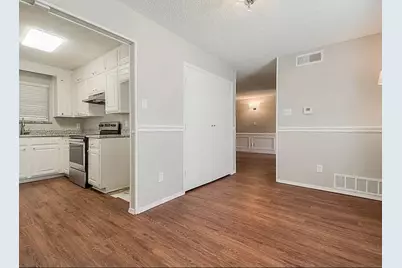 520 Pecan Acres Court, Arlington, TX 76013 - Photo 5