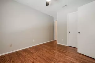 520 Pecan Acres Ct, Arlington, TX 76013 - Photo 17