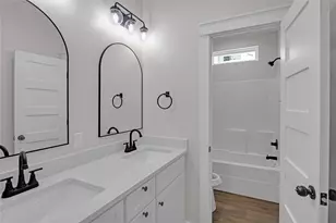 209 Avenida Ave, Rio Vista, TX 76093 - Photo 23