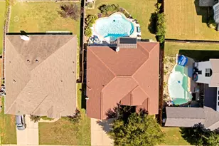 431 Hidden Ridge Dr, Burleson, TX 76028 - Photo 33