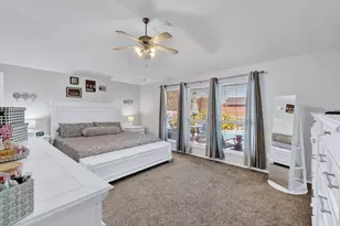 431 Hidden Ridge Dr, Burleson, TX 76028 - Photo 17