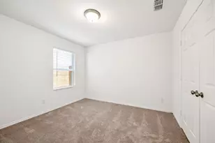 2041 Pleasant Knoll Cir, Forney, TX 75126 - Photo 5