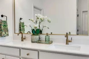 622 Sterling Dr, Benbrook, TX 76126 - Photo 17