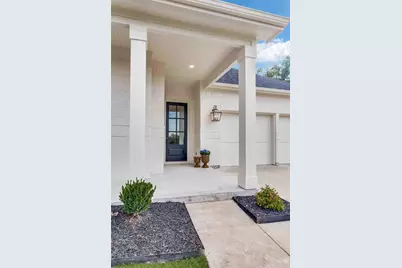 622 Sterling Drive, Benbrook, TX 76126 - Photo 3