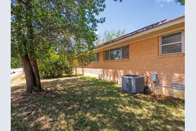 1909 8th Street, Brownwood, TX 76801 - Photo 29