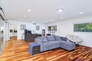 1909 8th St, Brownwood, TX 76801 - Photo 7