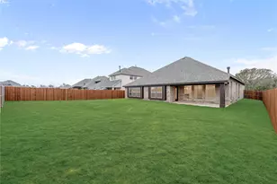 1240 Amberwood Ln, Red Oak, TX 75154 - Photo 33