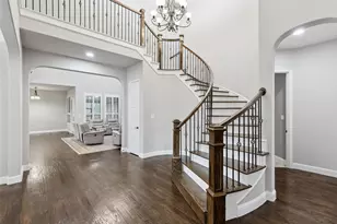 1071 Jennala Dr, Frisco, TX 75036 - Photo 3