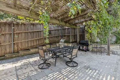 8904 Meadowknoll Drive, Dallas, TX 75243 - Photo 35