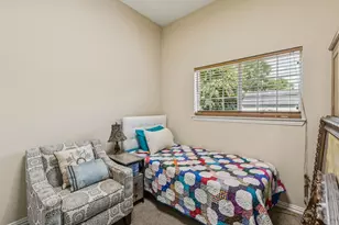 8904 Meadowknoll Dr, Dallas, TX 75243 - Photo 27