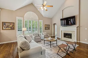 8904 Meadowknoll Dr, Dallas, TX 75243 - Photo 9