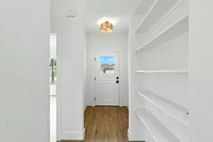 421 Jameson St, Springtown, TX 76082 - Photo 27