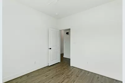 421 Jameson Street, Springtown, TX 76082 - Photo 23