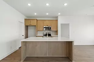 421 Jameson St, Springtown, TX 76082 - Photo 7