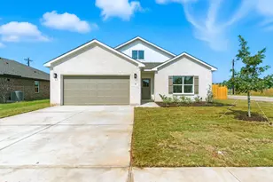 421 Jameson St, Springtown, TX 76082 - Photo 35