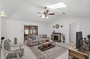 107 Hardeman St, Copperas Cove, TX 76522 - Photo 3