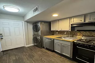 4335 Cedar Springs Rd, Dallas, TX 75219 - Photo 9