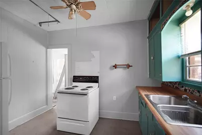 605 W Archer Street, Jacksboro, TX 76458 - Photo 7