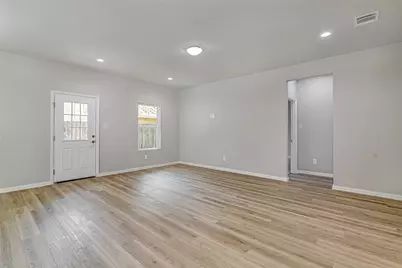 2515 Birdell Court, Fort Worth, TX 76105 - Photo 5