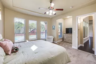 501 Pine Island Cir, Mansfield, TX 76063 - Photo 17