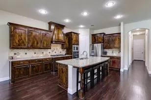 501 Pine Island Cir, Mansfield, TX 76063 - Photo 11